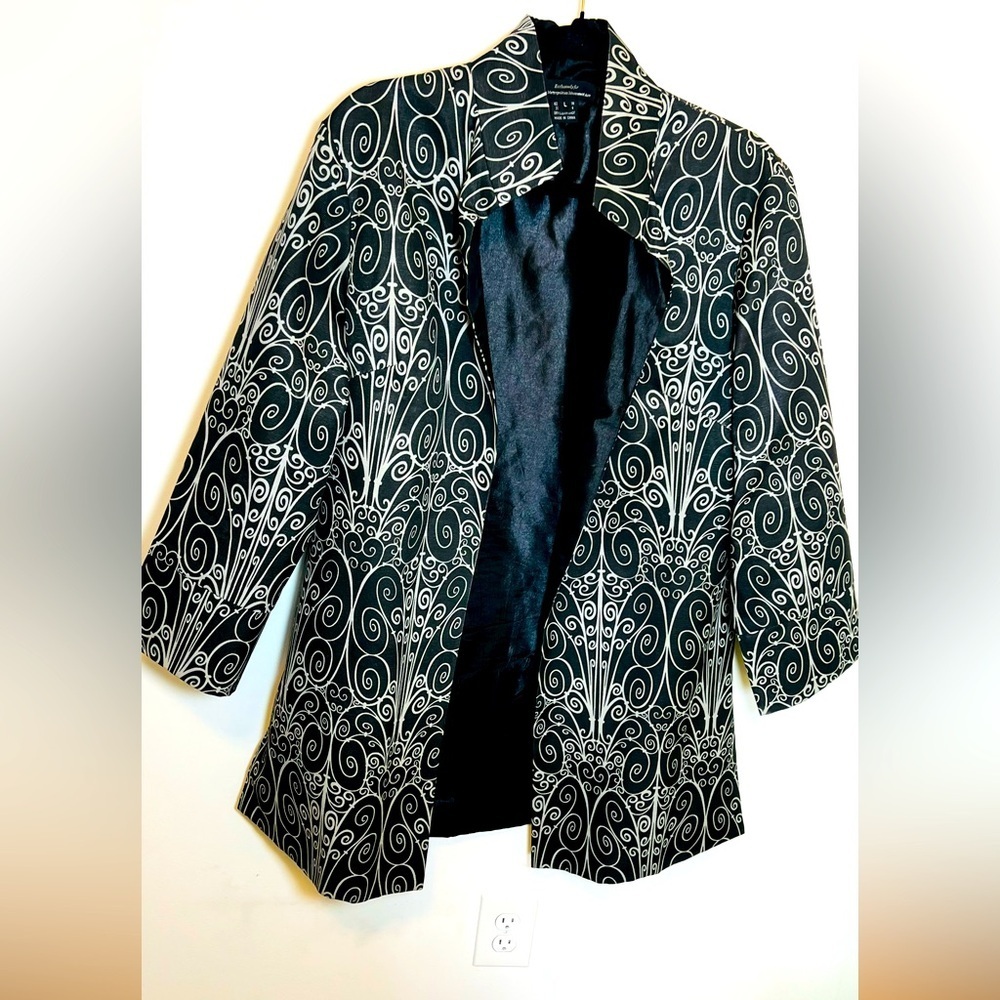 Metropolitan Museum of Art Knee Length Scrollwork Evening Jacket Size‎ L